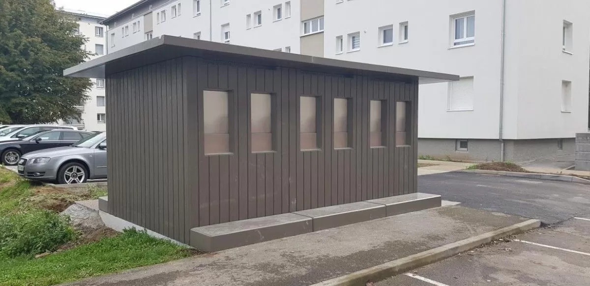 Kiosques à conteneurs marron