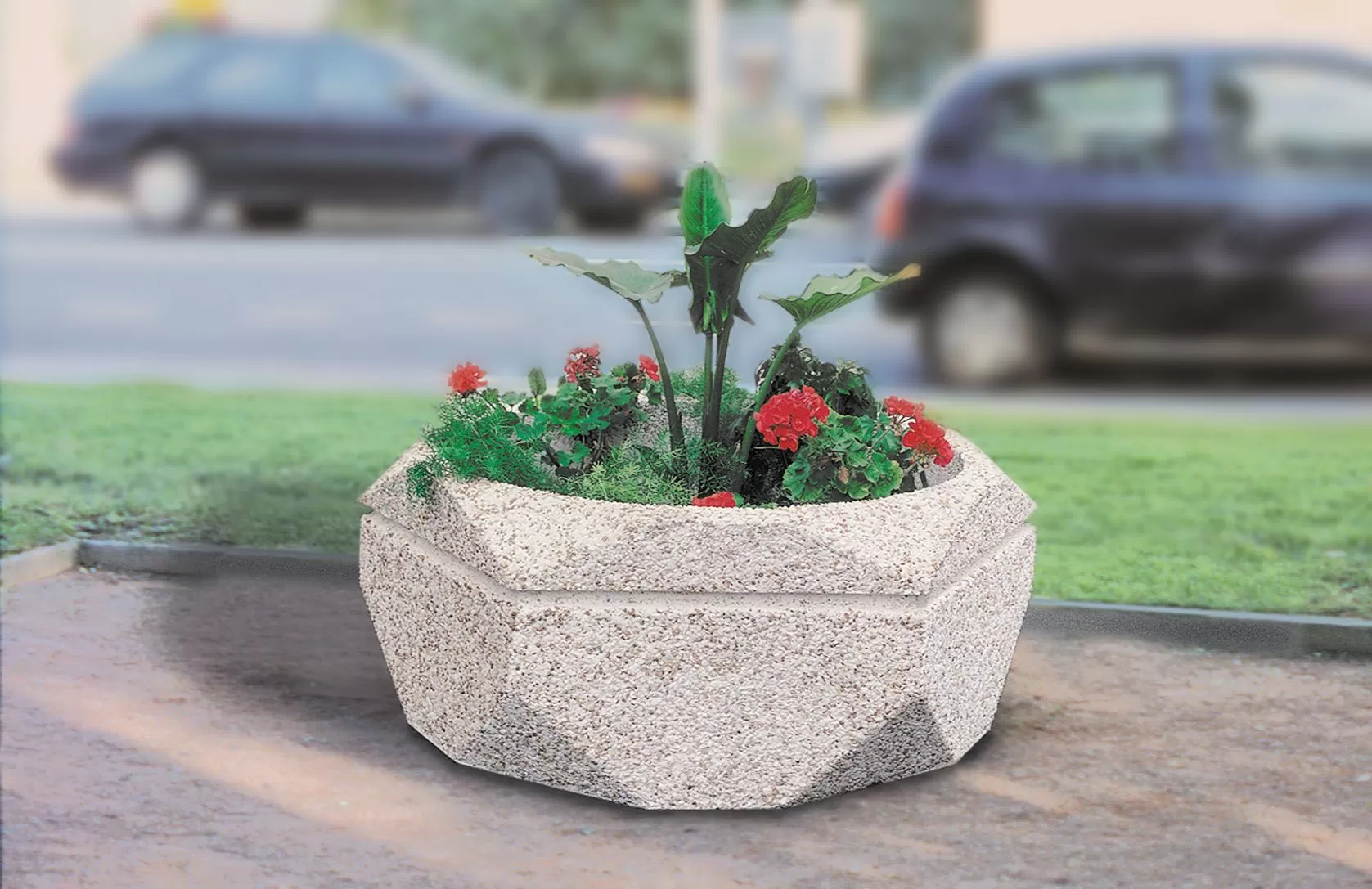 Hexagonal concrete planter