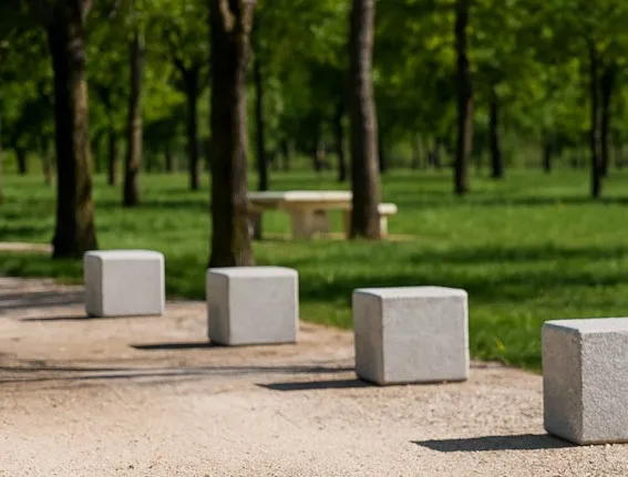Quadratischer Betonpfosten